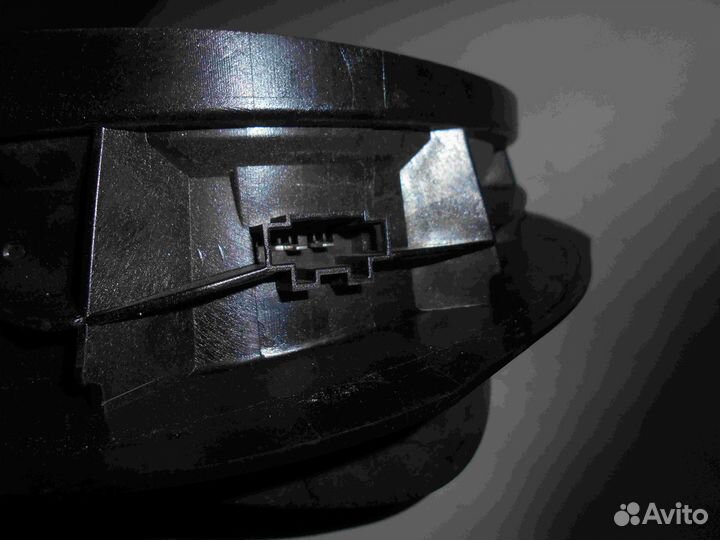 Динамик передний правый W211 A2118200802