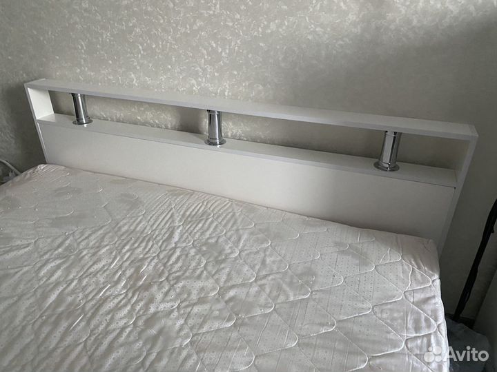 Кровать двуспальная 160*200 без матраса
