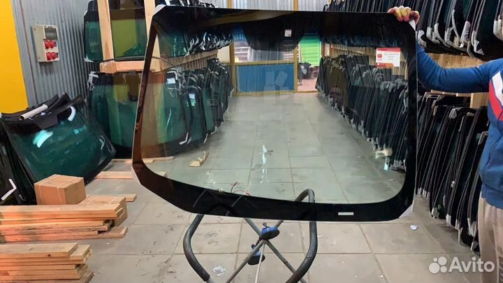 Лобовое стекло на Киа Церато