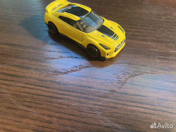 Hot wheels машинки