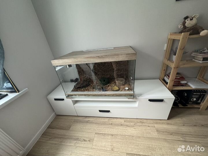 Тумба под тв