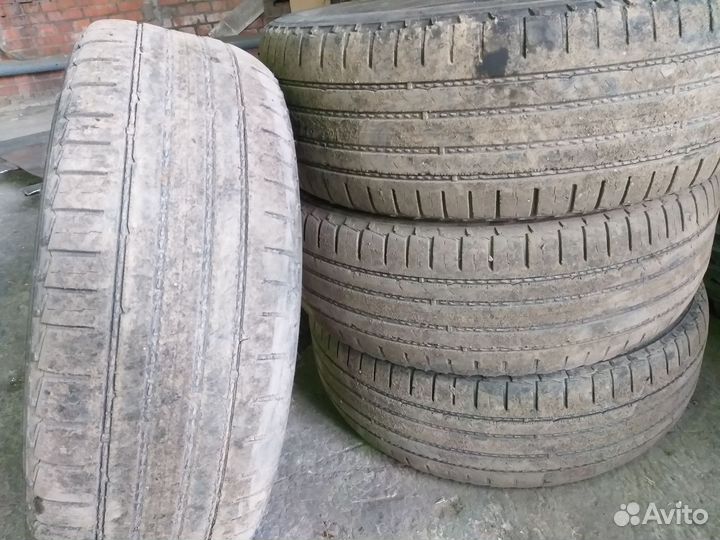 Nokian Tyres Hakka Blue SUV 215/65 R16 102V