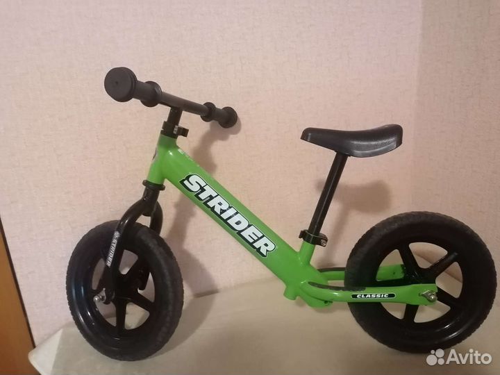 Беговел strider classic