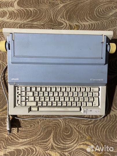 Пишущая машинка Olivetti ET 55