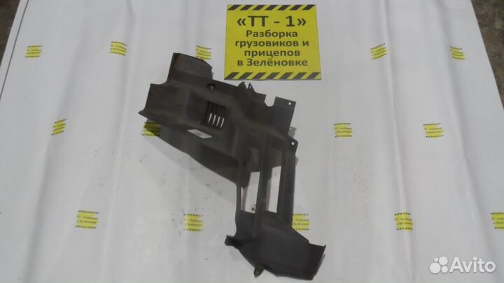 Кожух бортовой (накладка) renault 420.24 6Х2 S PRE