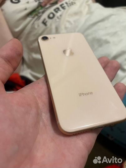 iPhone 8, 64 ГБ