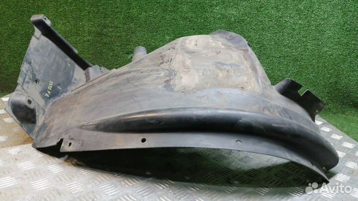 Подкрылок Bmw X5 Правый Передний
