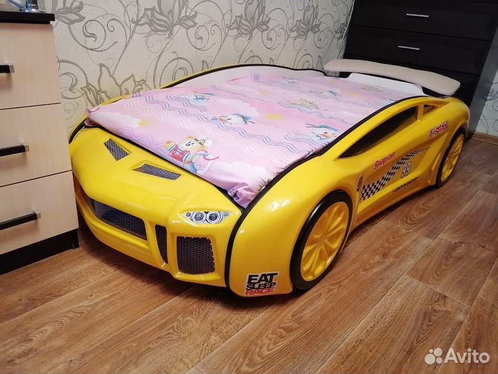 Кроватка- машинка Ламба Next Желтая 2