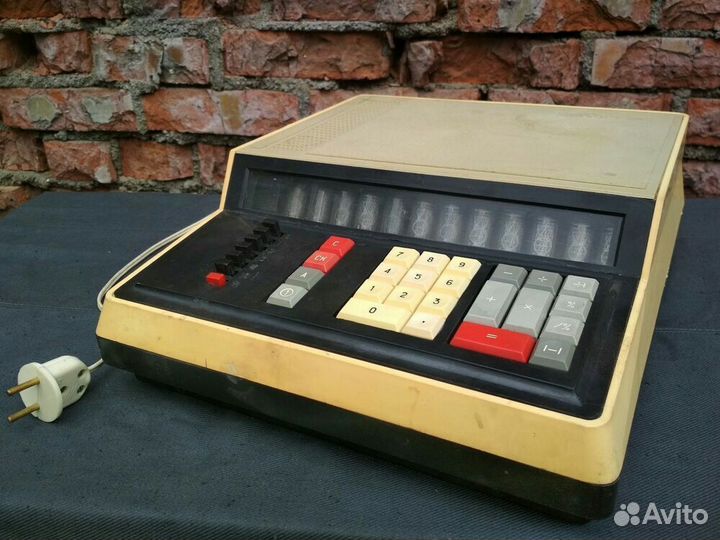 Ку.плю.радиолампы СССР. часы.калькулятор