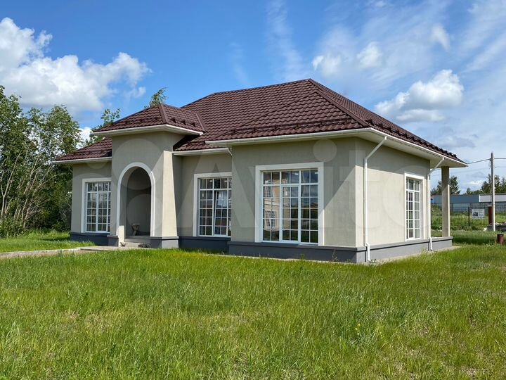 Дом 220 м² на участке 14 сот.