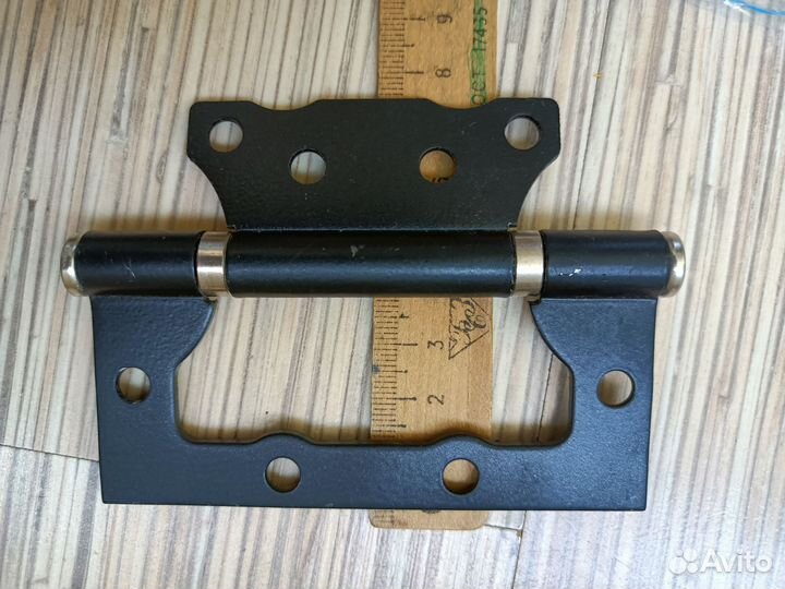 Петли для дверей