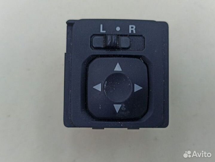 Кнопки управления зеркал Mitsubishi lancer 10