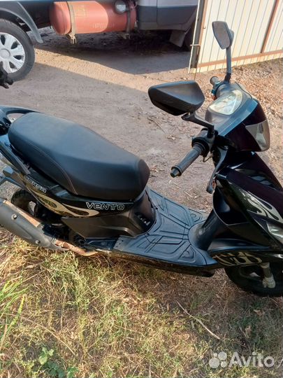 Скутер Vento Corsa 150 куб