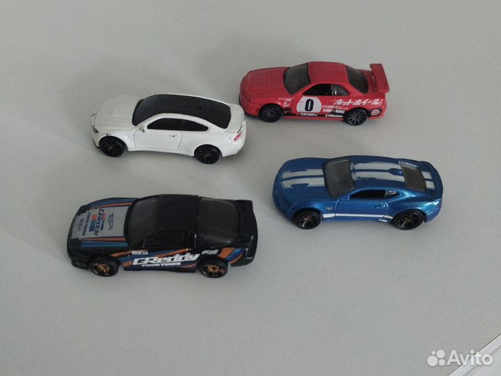 Hot wheels машинки