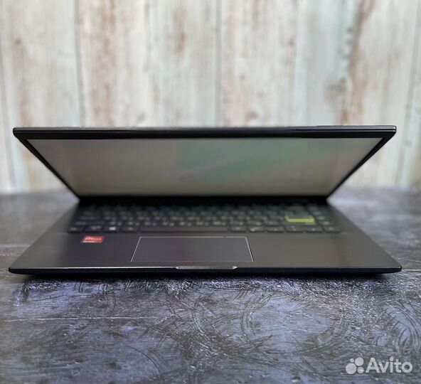 Стильный и мощный ноутбук asus SSD FullHD