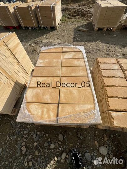 Облицовка дома/ Дагестанский камень/ Свои карьеры