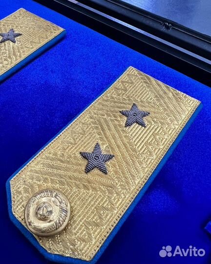 Погоны Василия Сталина