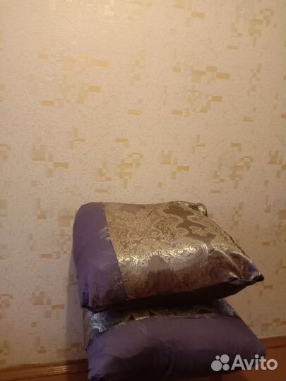 Подушка пуховая бу70+70