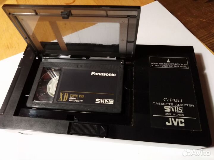Адаптер JVC для в/к VHS-C, svhs-C и чистящая в/к