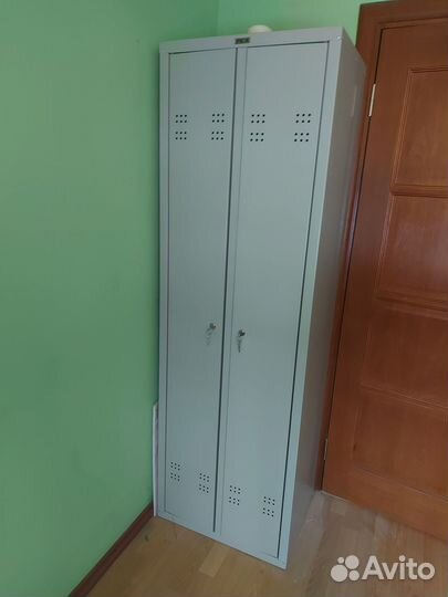 Шкаф металлический