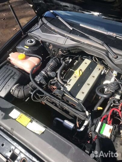 Opel Omega 2.0 МТ, 1997, 220 000 км