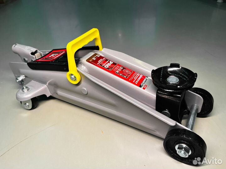 Подкатной гидравлический домкрат Matrix 51020 (2 т