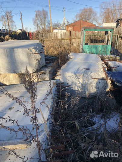 Бетонные блоки