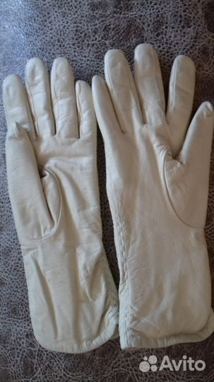 Перчатки
