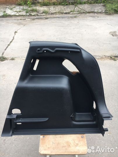 Обшивка багажника гольф плюс
