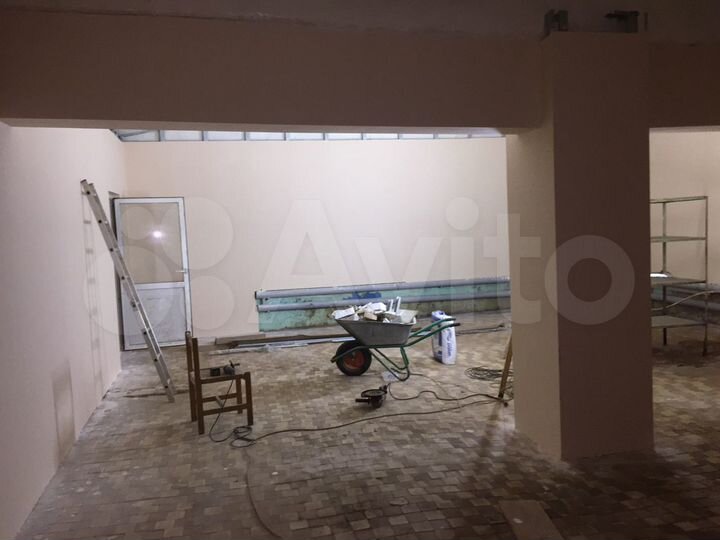 Производство, 601 м²