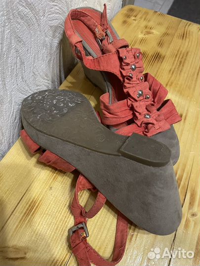 Босоножки женские 36 размер
