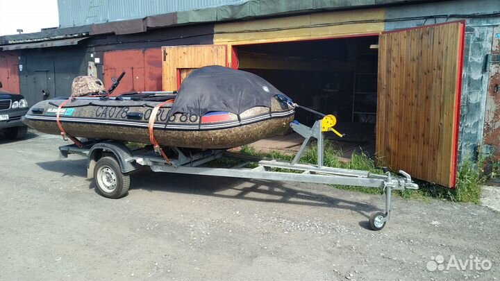Лодка Gladiator C420AL, лодочный мотор Yamaha F25