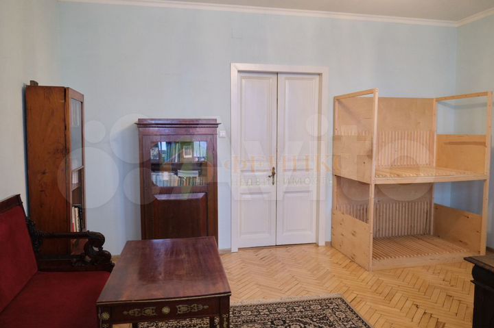 4-к. квартира, 126 м², 2/3 эт.