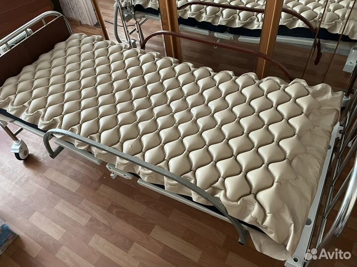 Кровать для лежачих больных