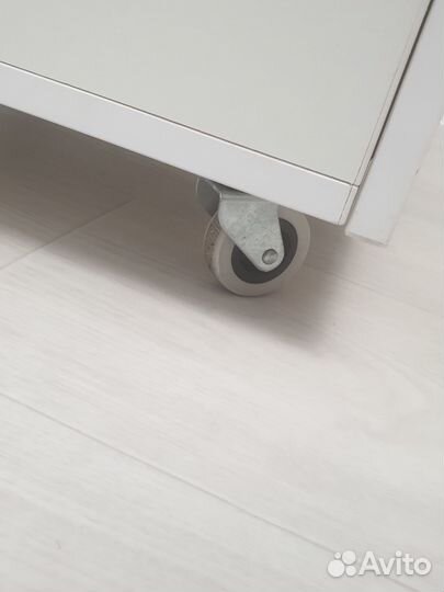 Тумба для педикюра и маникюра