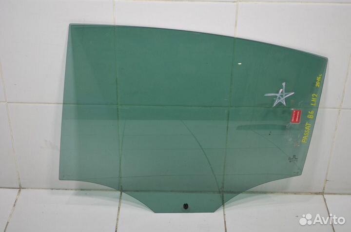 Стекло двери заднее левое Volkswagen Passat B6 2.0