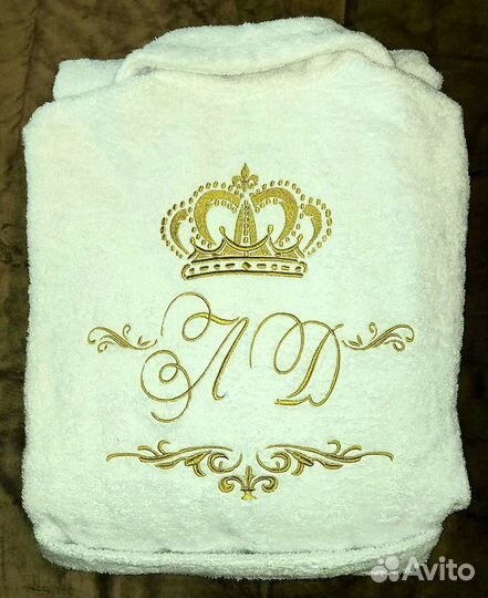 Вышивка на халатах