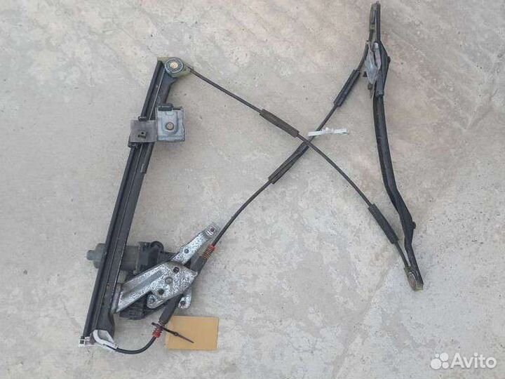 Стеклоподъемник левой передней двери Форд Мондео 3