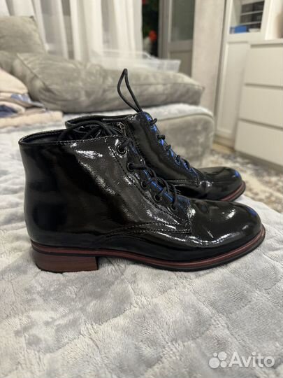 Ботинки женские