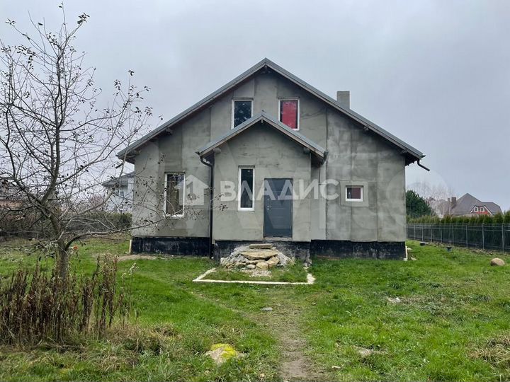 Дом 183 м² на участке 12 сот.