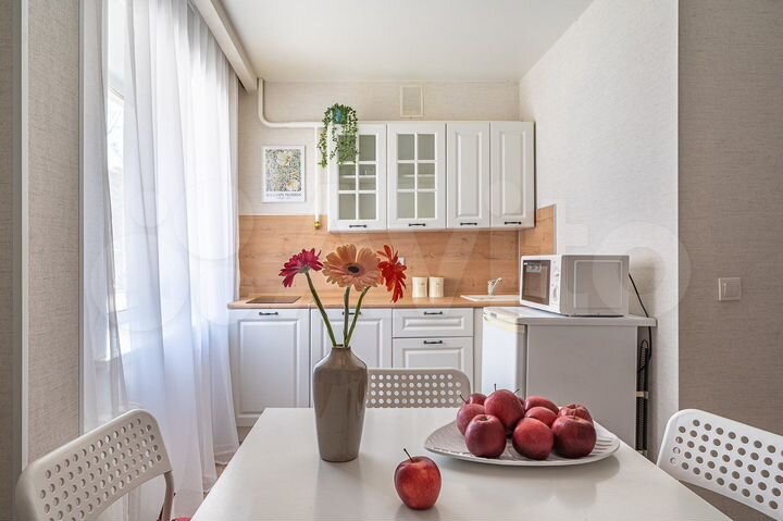 1-к. квартира, 42 м², 1/5 эт.