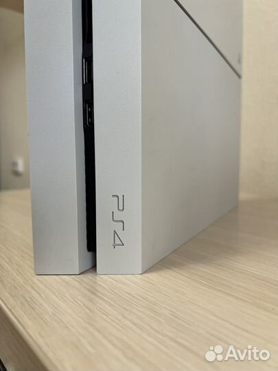 Sony Playstation 4+2 Геймпада+Игры