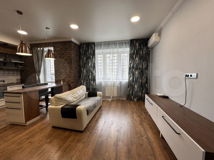 Квартира-студия, 40 м², 8/17 эт.