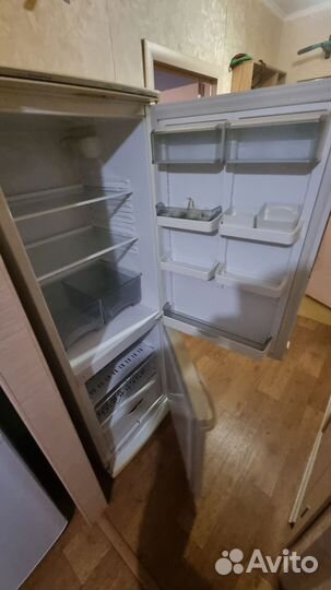 Холодильник на запчасти