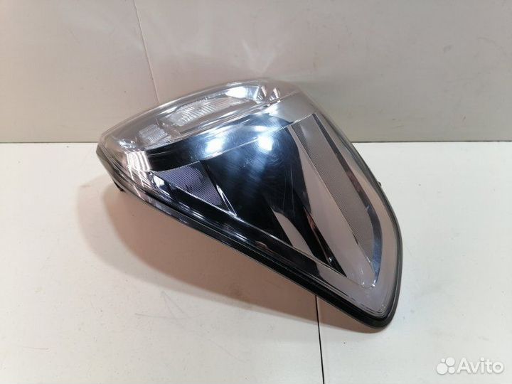 Стоп-сигнал правый Nissan Patrol Y62 VK56DE 2010