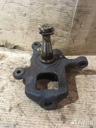 Кулак поворотный передний левый Volkswagen LT