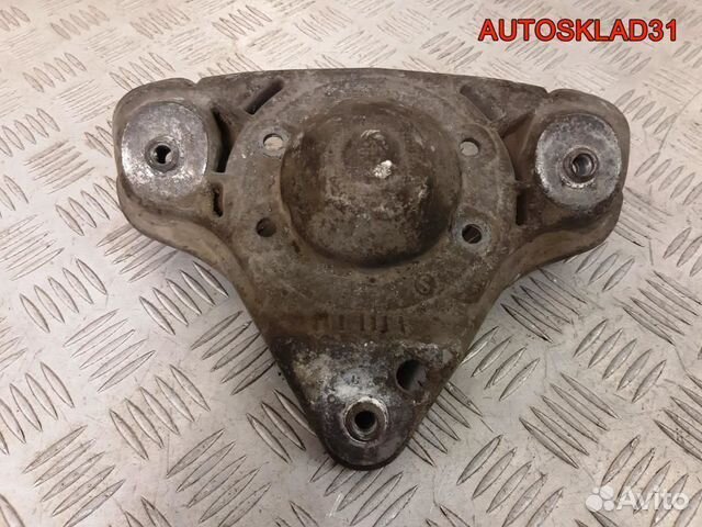 Кронштейн амортизатора Audi A6 C5 8D0412383E