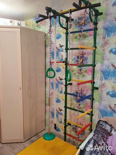 Шведская стенка с турником