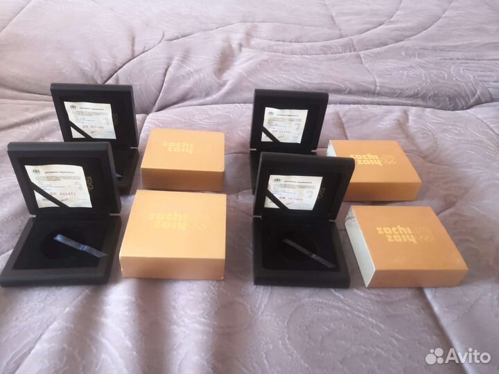 Деревянные боксы для золотых монет сочи-2014