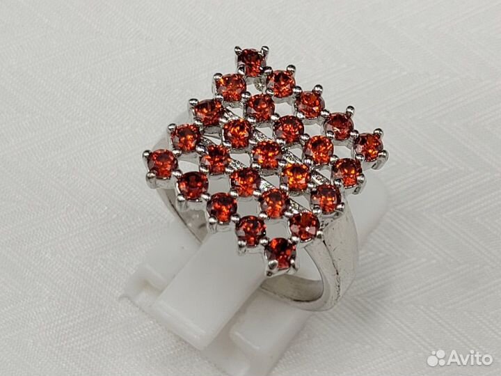 Кольцо Красные камни Ромб Квадрат